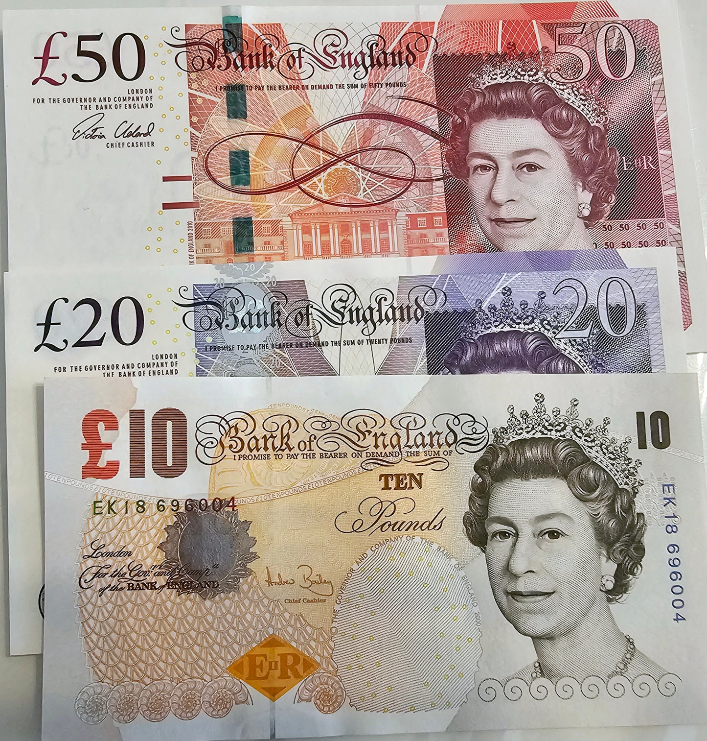 Very Rare Queen Notes - Bank of England £50, £20, £10 pounds