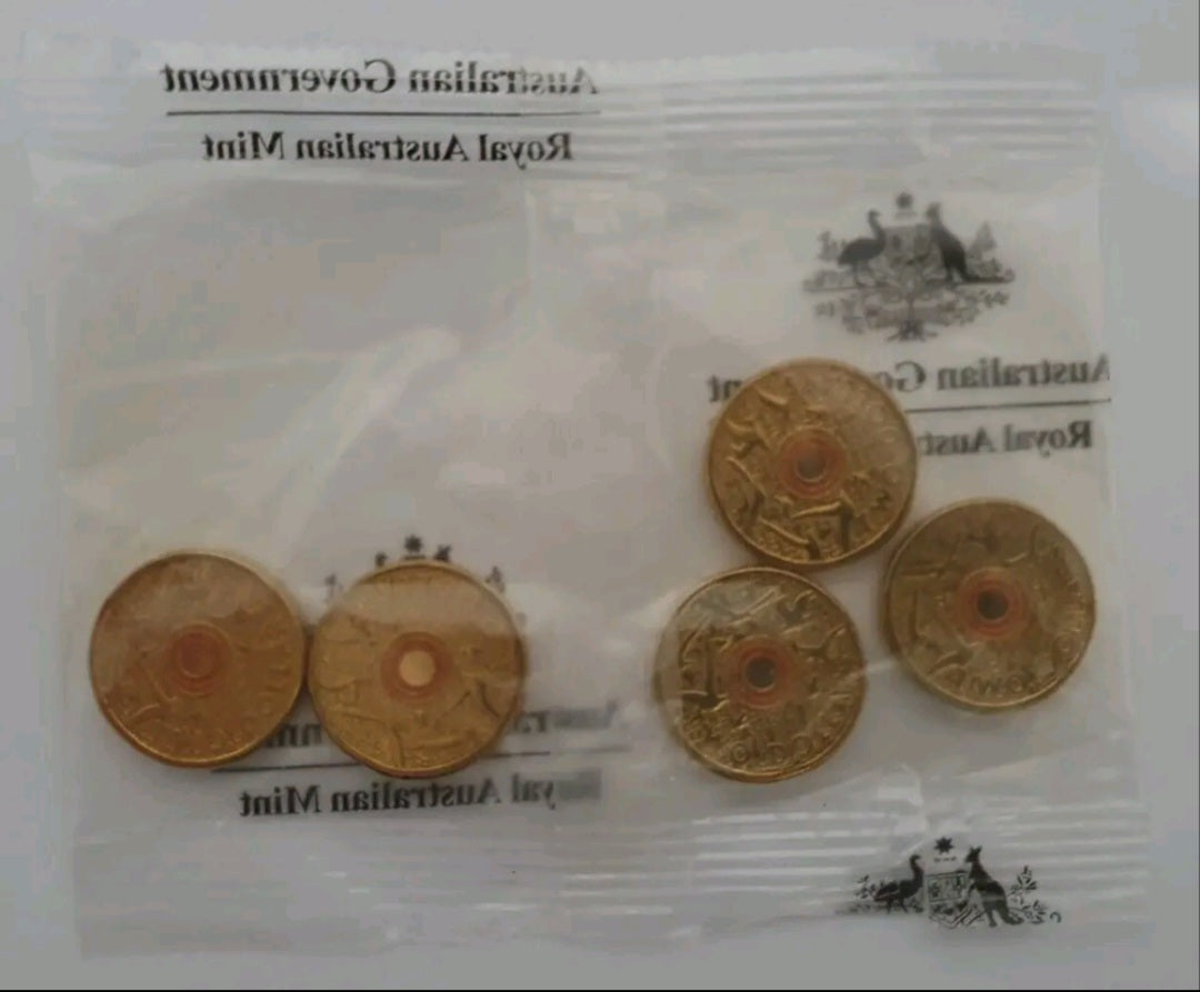 2015 Remembrance day Flanders Fields $2 two dollar Ram 5 coin Sachet bag